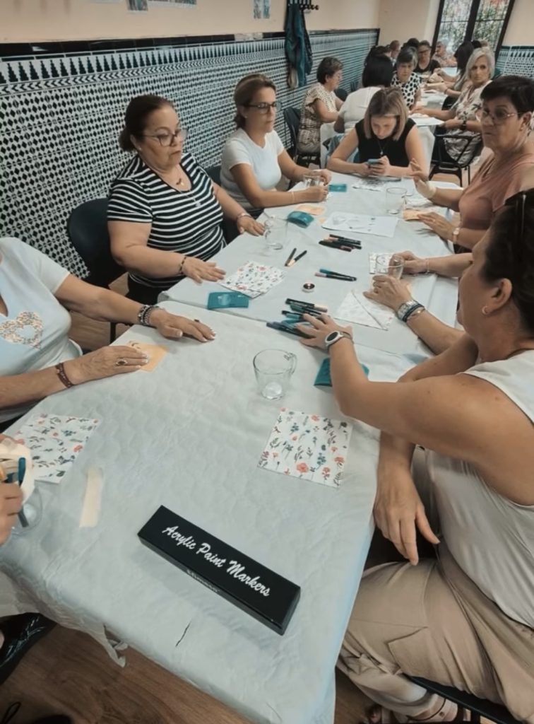 taller de educación emocional y bienestar consciente en grupo